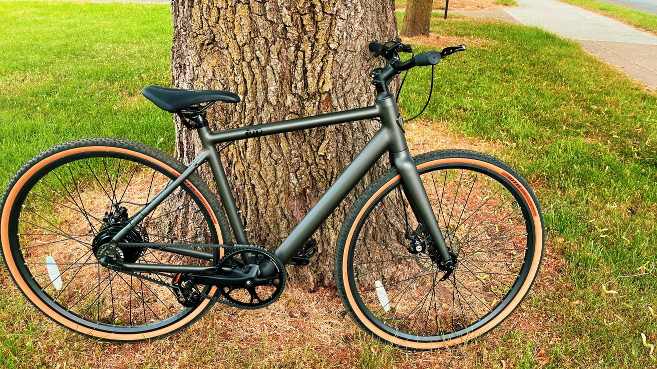 Ride1Up Roadster V2 Gravel Edition review: the ideal lightweight bike for  the big city - General Discussion Discussions on AppleInsider Forums