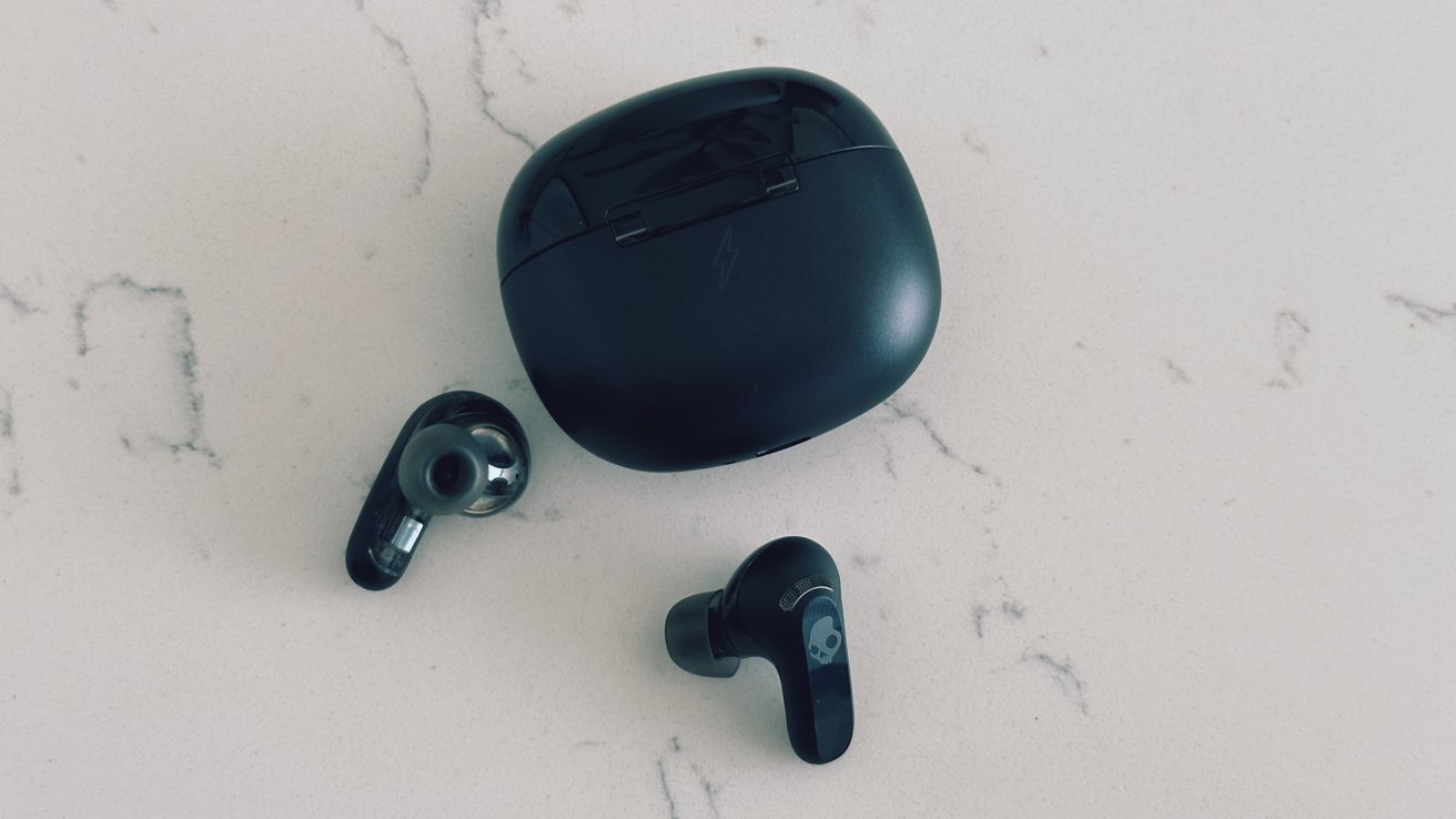 Rail ANC earbuds from Skullcandy
