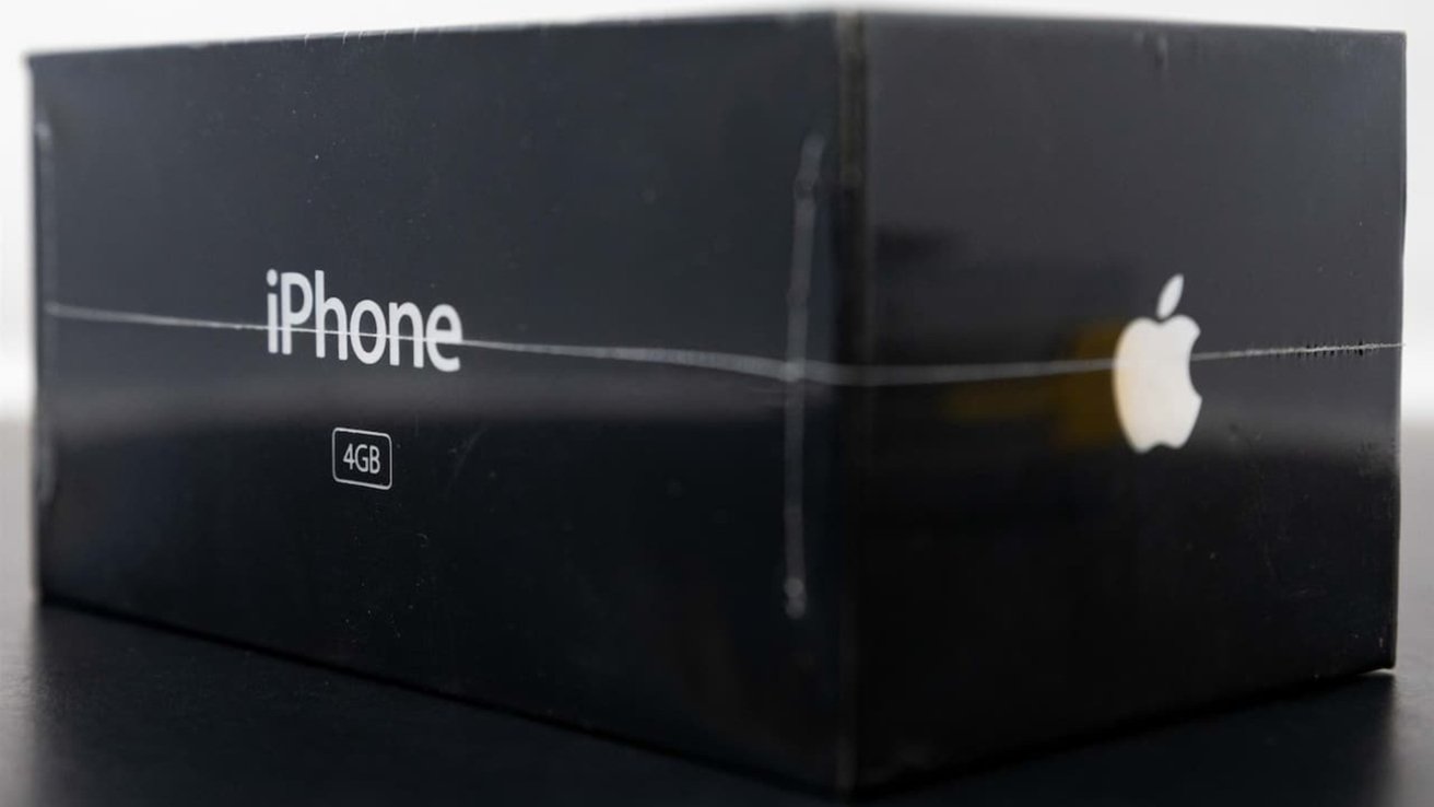 Unopened first-generation iPhone set to sell for $50,000 at US auction, Apple