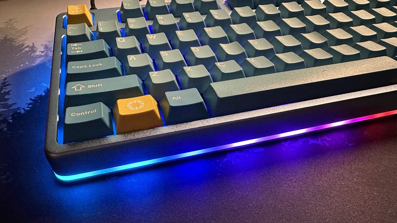 RGB lights under Drop Paragon Series Deep Dive Keyboard