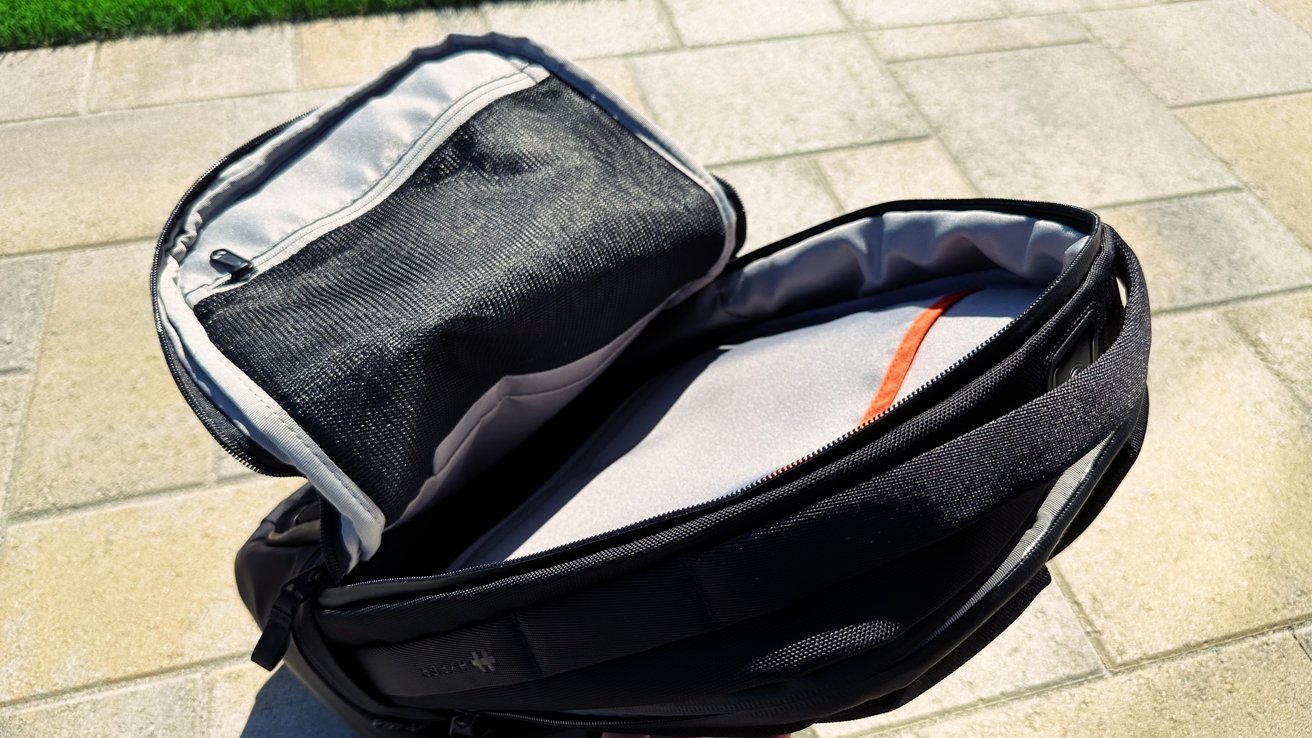 HyperPack Pro has plenty of organizational compartments