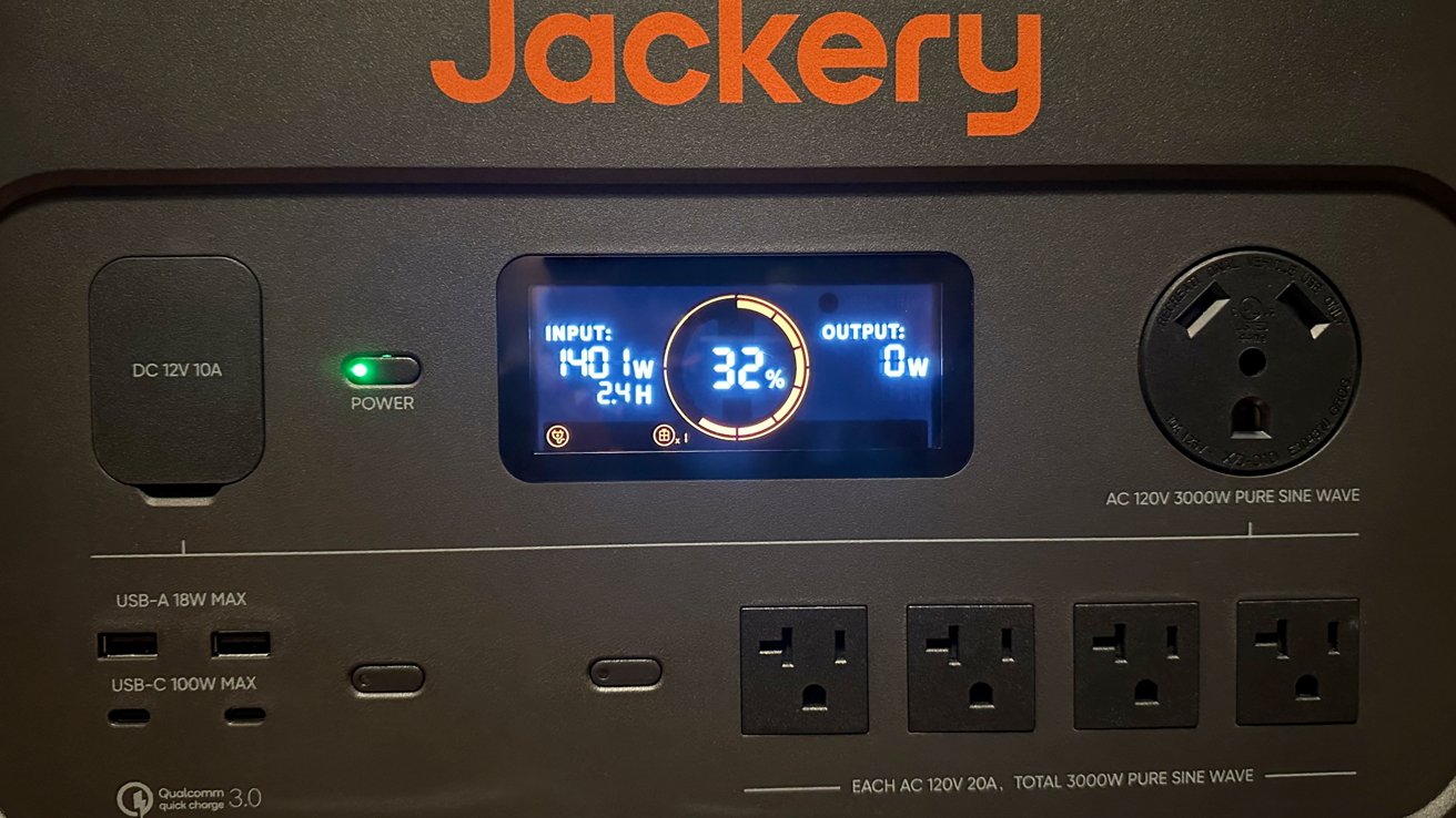 The Jackery display provides needed charge and discharge info