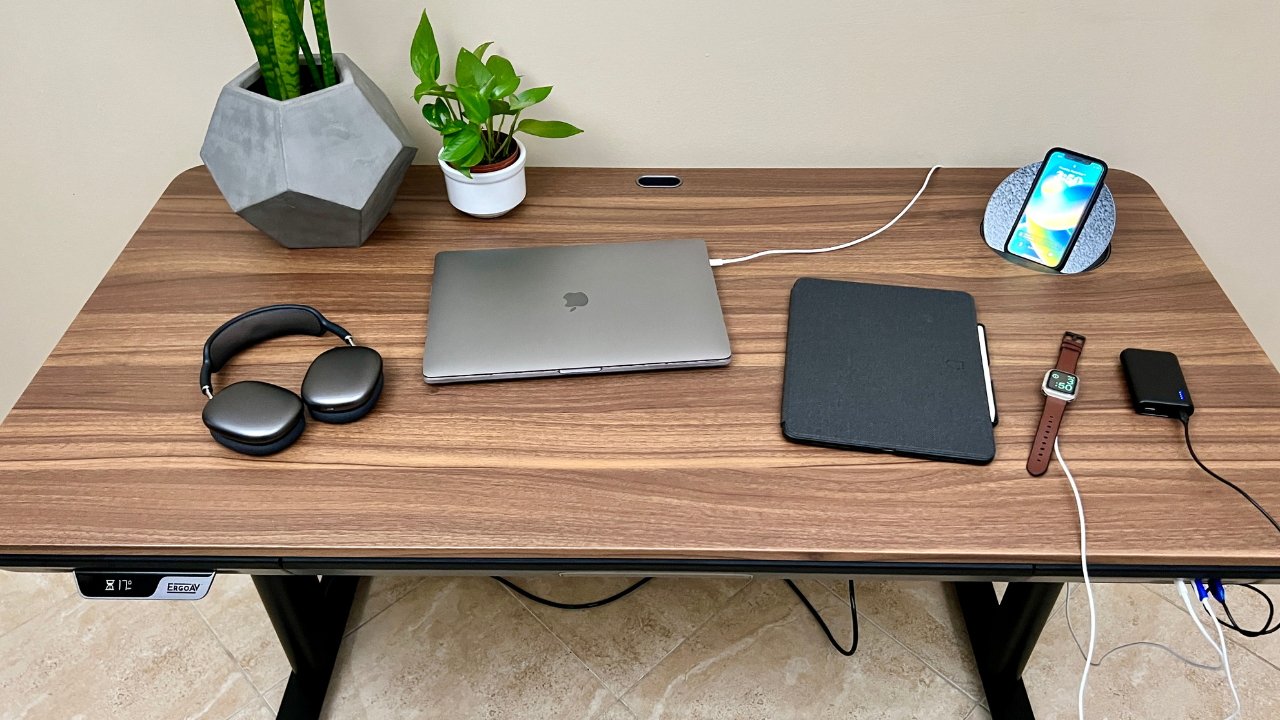 Cable Management from Start to Finish at Your Desk