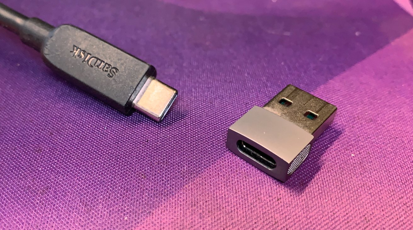 An example of a USB-C to USB-A converter.
