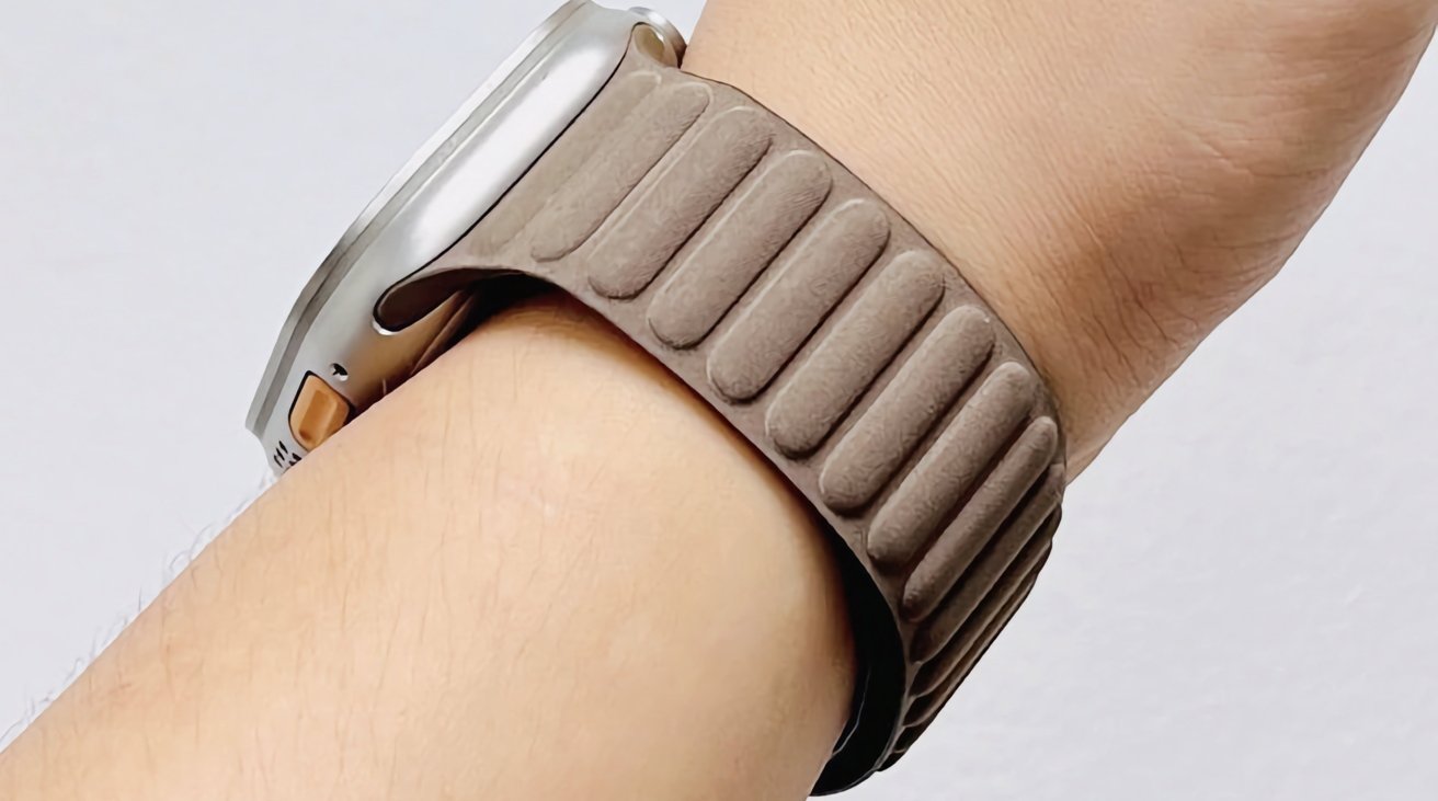  OCTT Taupe FineWoven Magnetic Link Band Compatible