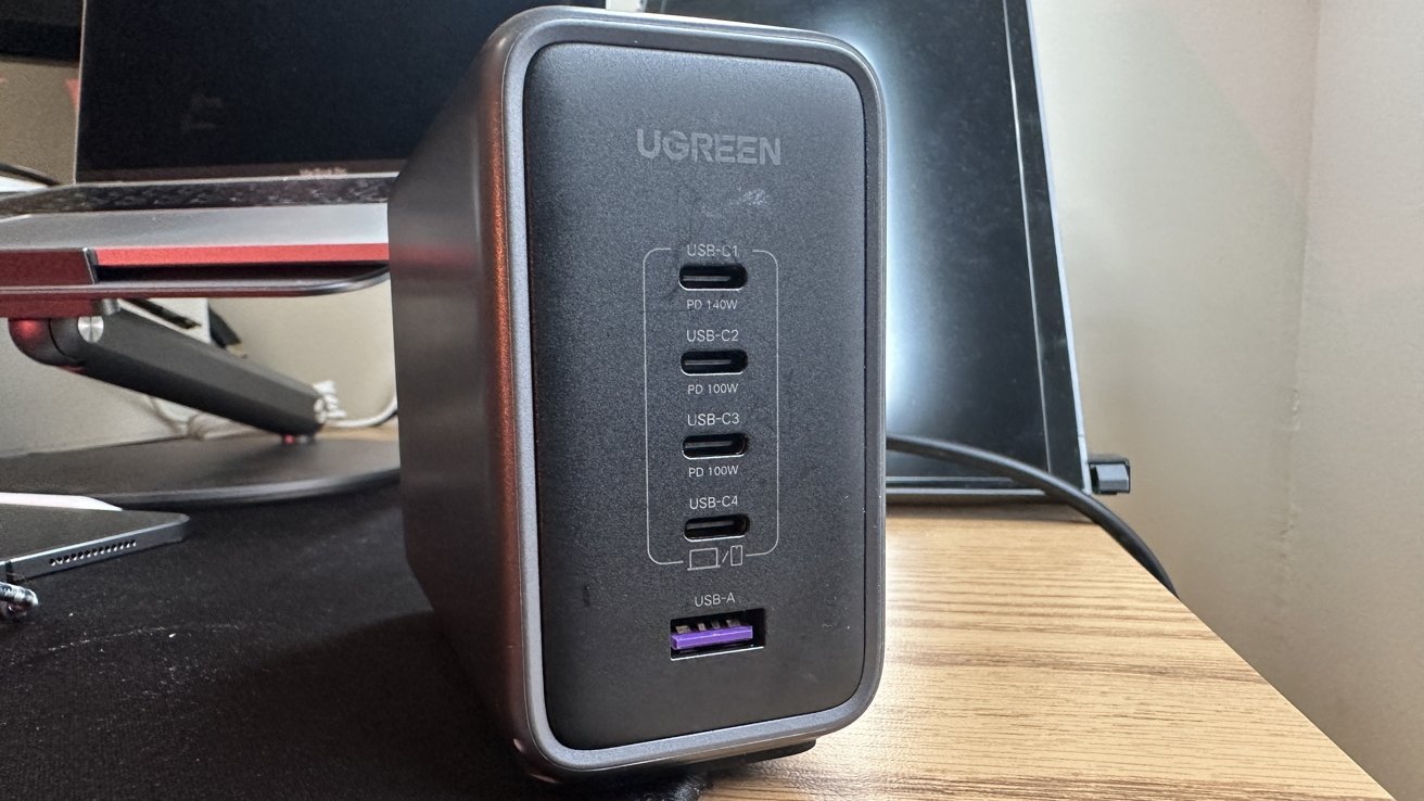 Ugreen Nexode 300W GaN wall USB Charger Review - Camera Jabber