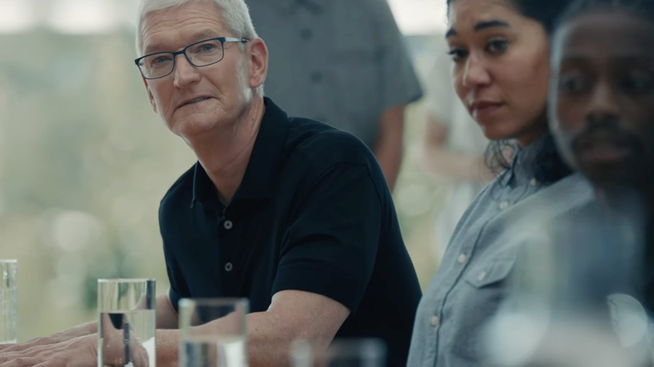 Tim Cook in Apple's Mother Nature sketch