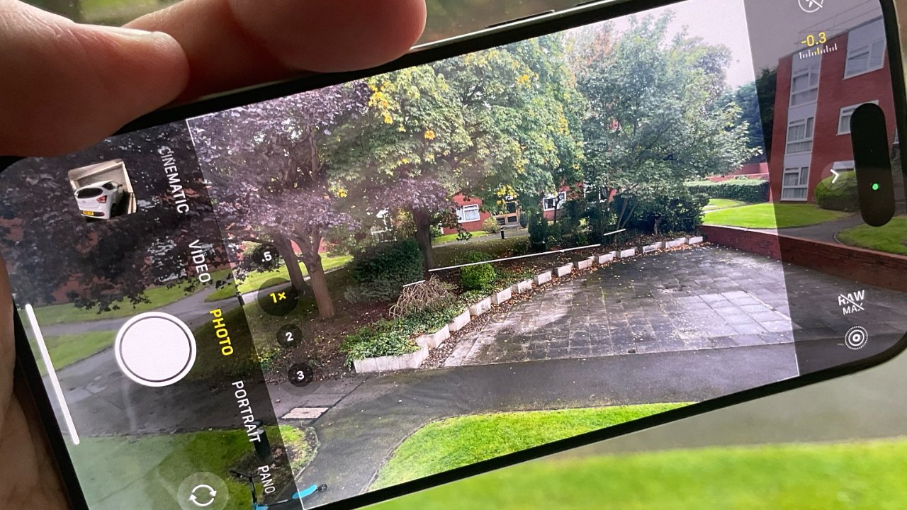 How to use spirit level in iOS 17 Camera app