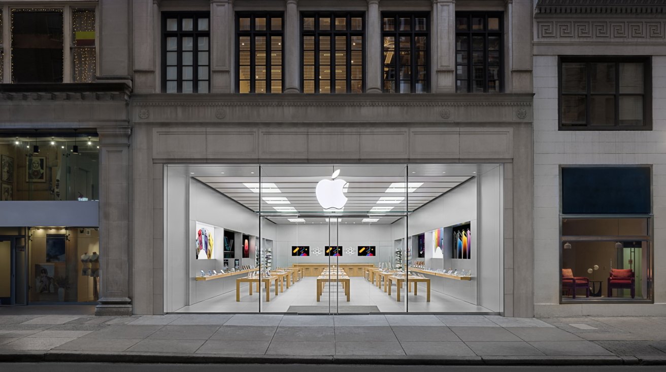 The Apple Store on Walnut Street in Philadelphia 