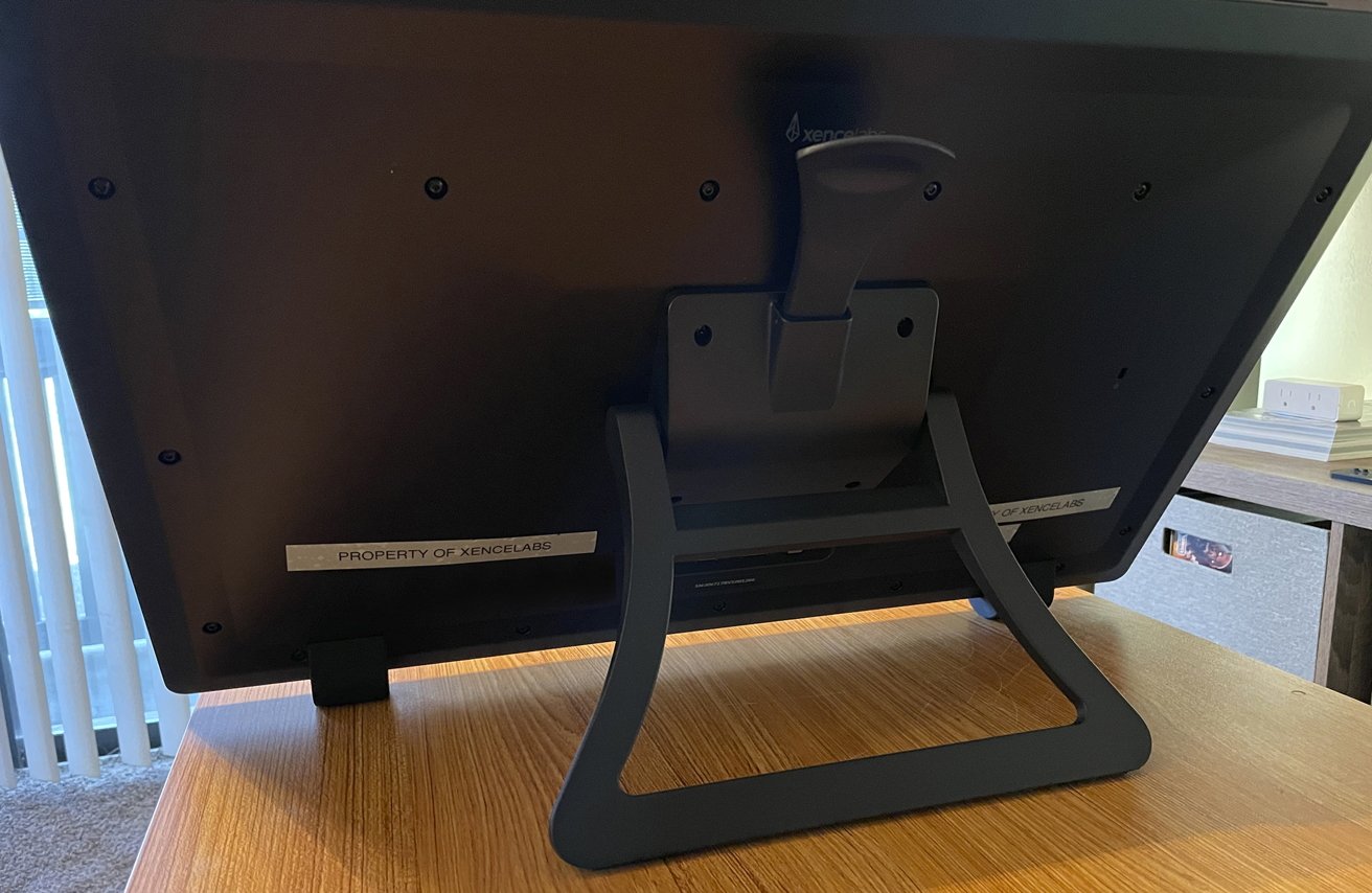 The Xencelabs Pen Display 24 stand