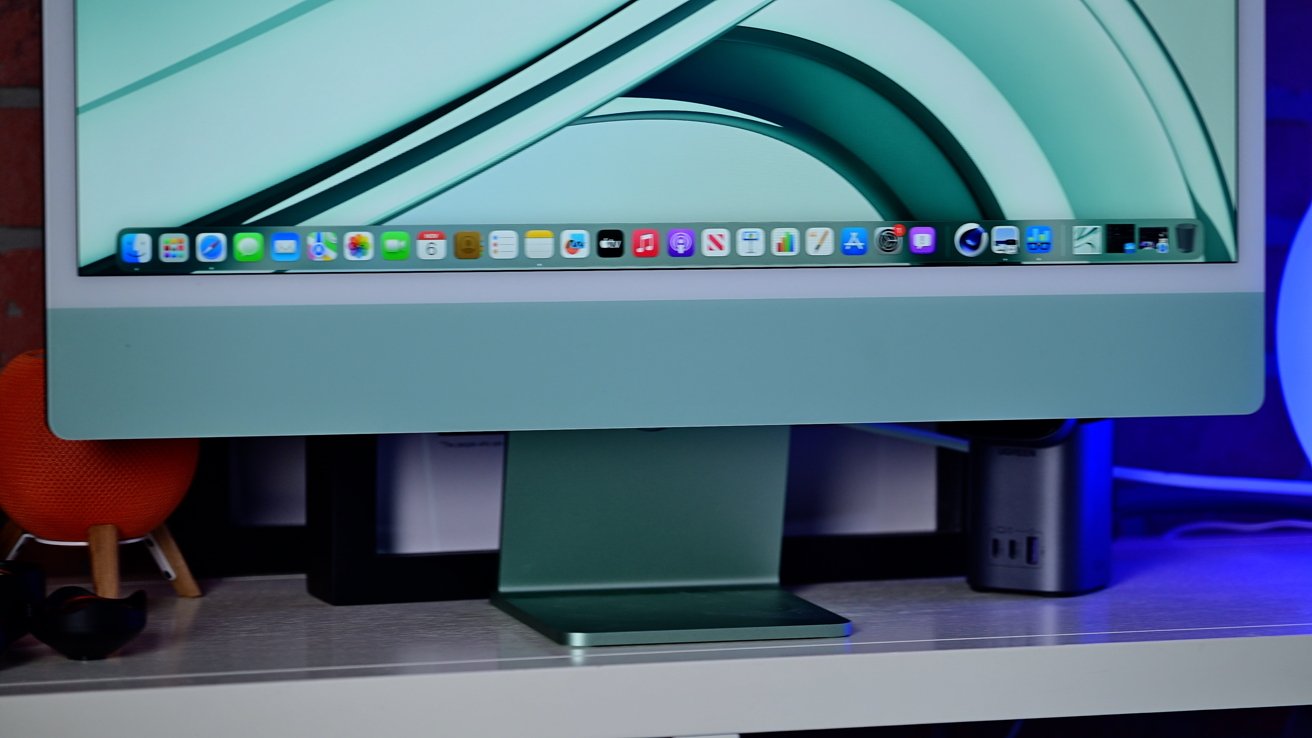 Dock of apps on the M3 iMac