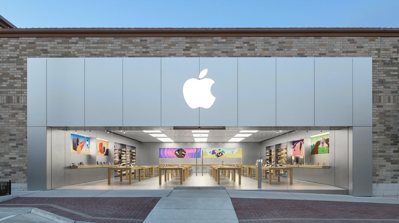 The Apple Store in Naperville, Ill. 