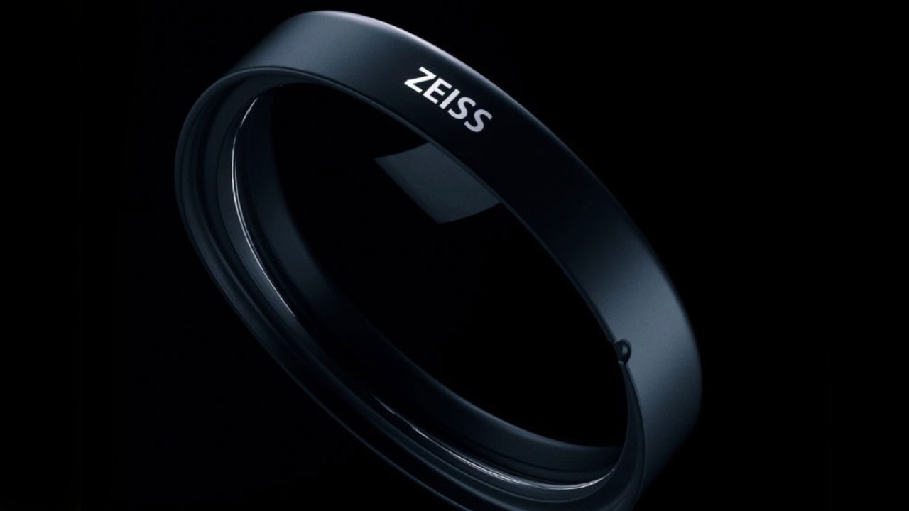 A Zeiss optical insert lens, at least similar to the ones being prepared for Vision Pro (Source: Zeiss)
