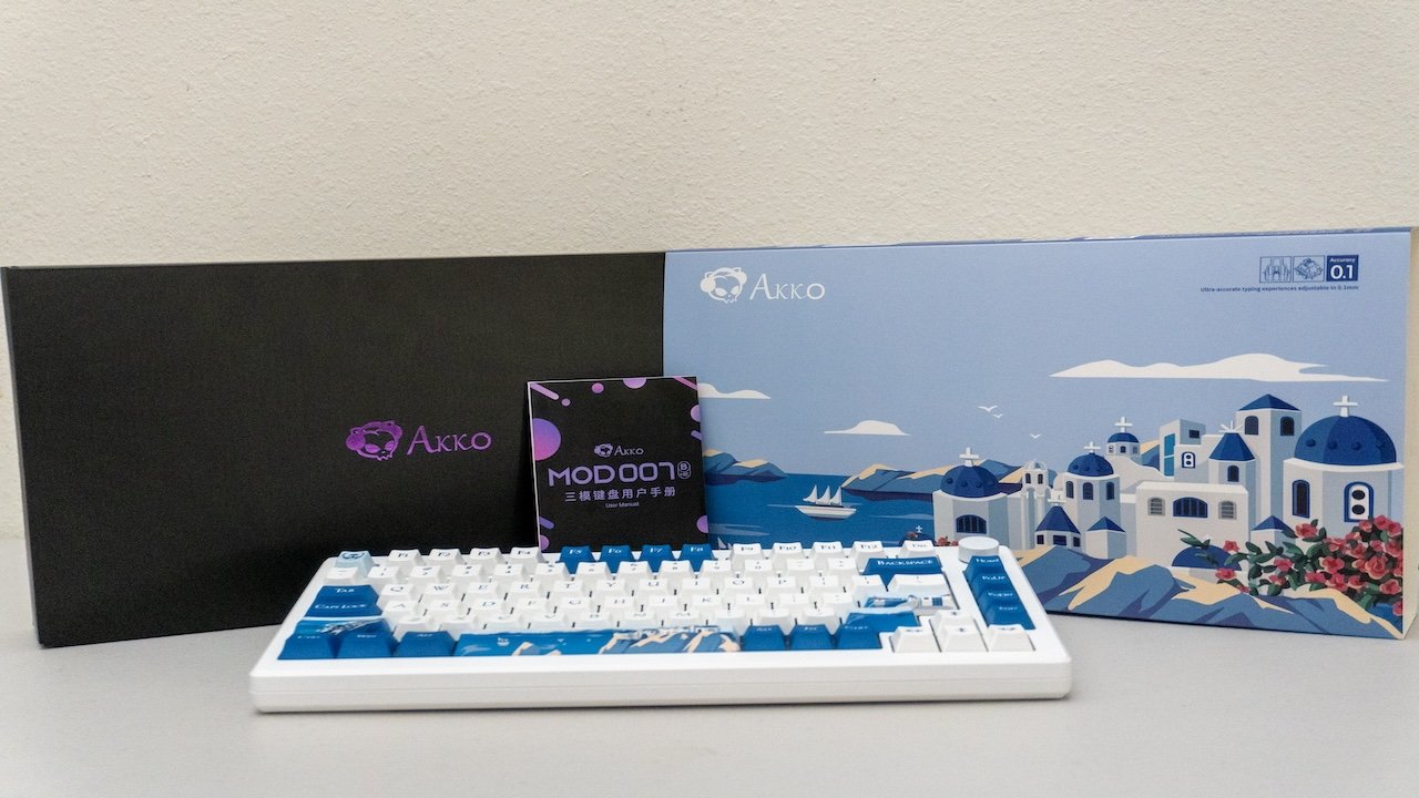 The Akko MD007 Mechanical Keyboard Santorini.