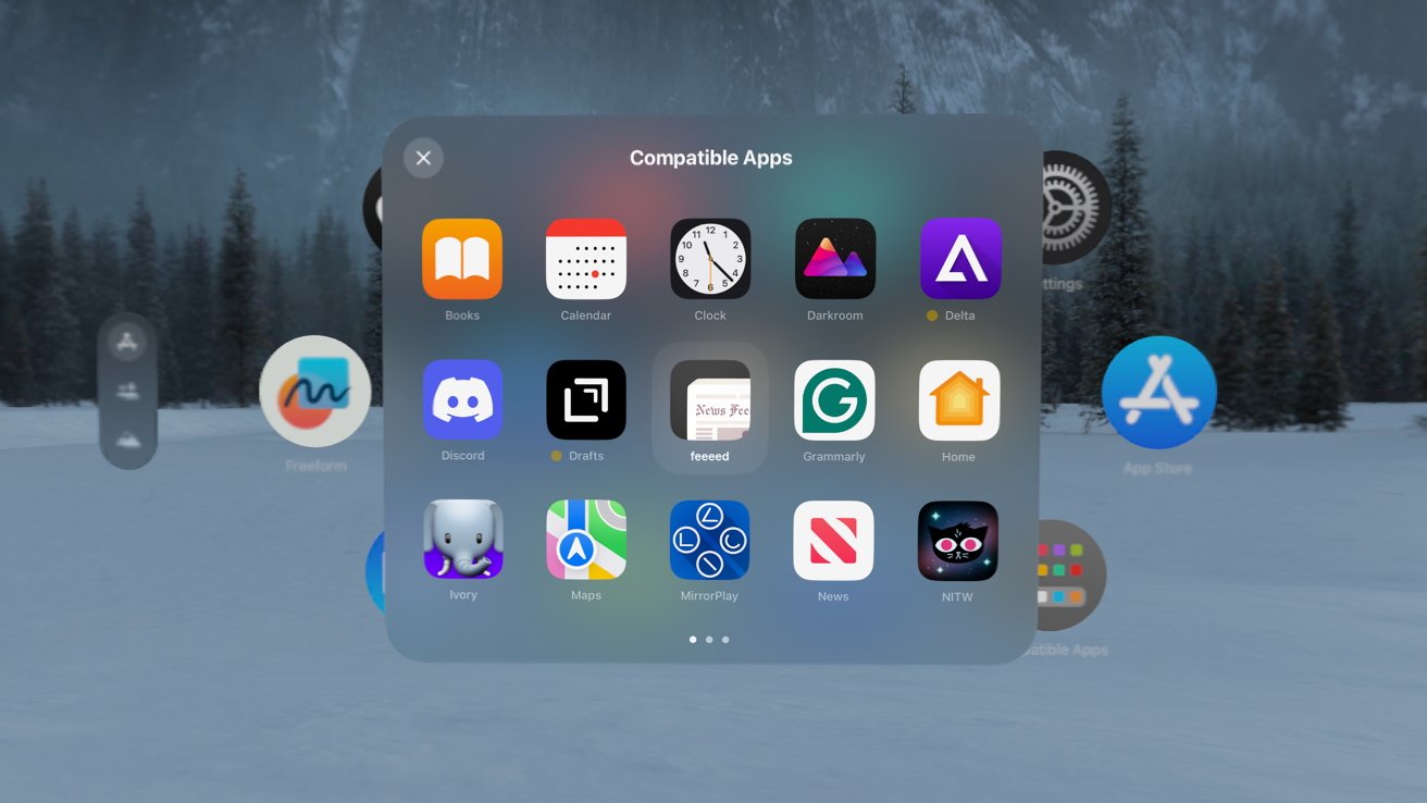 The Compatible Apps window is open in the Yosemite immersive view with apps visible like Calendar and Discord