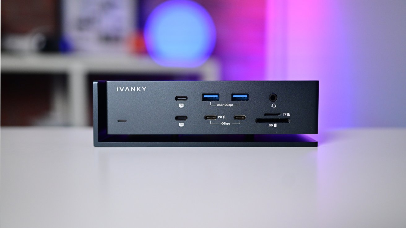 The iVanky FusionDock Max 1 front panel