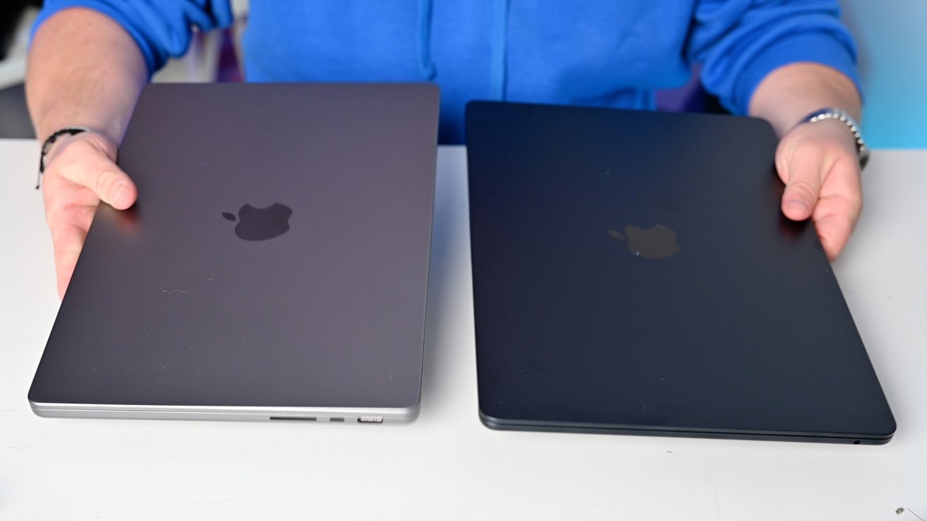 M3 15-inch MacBook Air vs M3 14-inch MacBook Pro  -- MacBook Pro [left], MacBook Air [right]