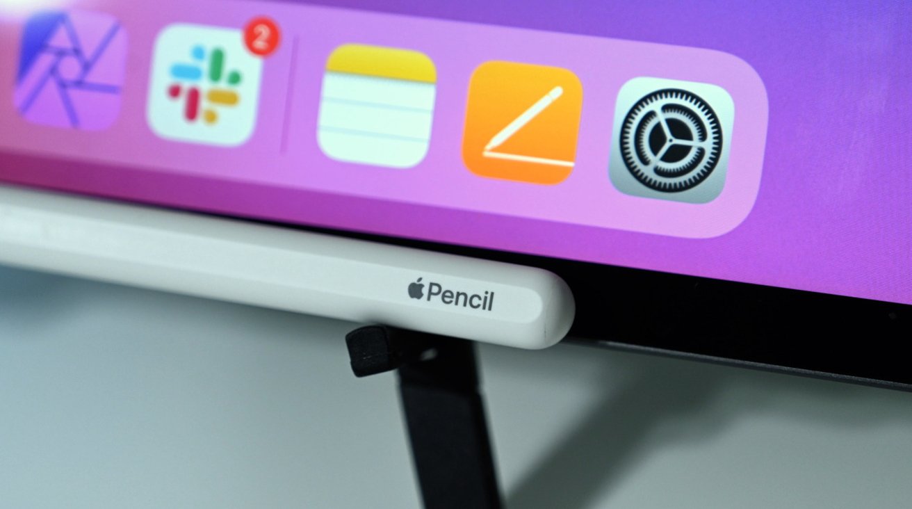 Apple Pencil 3 may be able to be squeezed in multiple ways