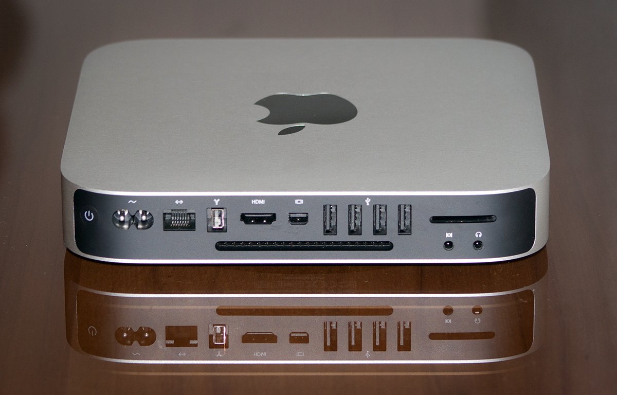 DisplayPort and HDMI were featured on the 2010-2014 Mac minis.