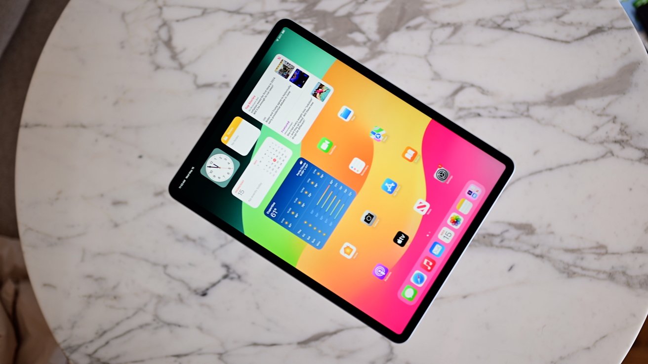 The M2 iPad Air on the Home Screen