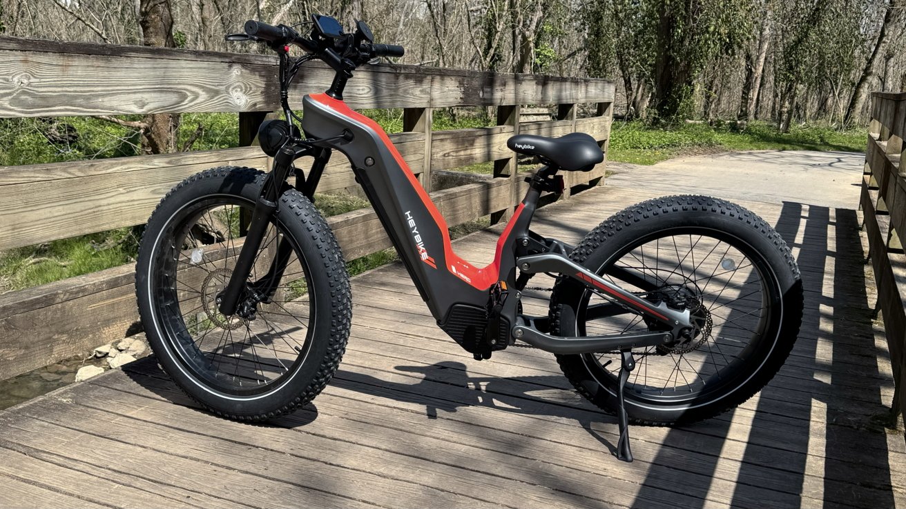 Heybike Hero review: sparing almost no expense in a carbon fiber e-bike