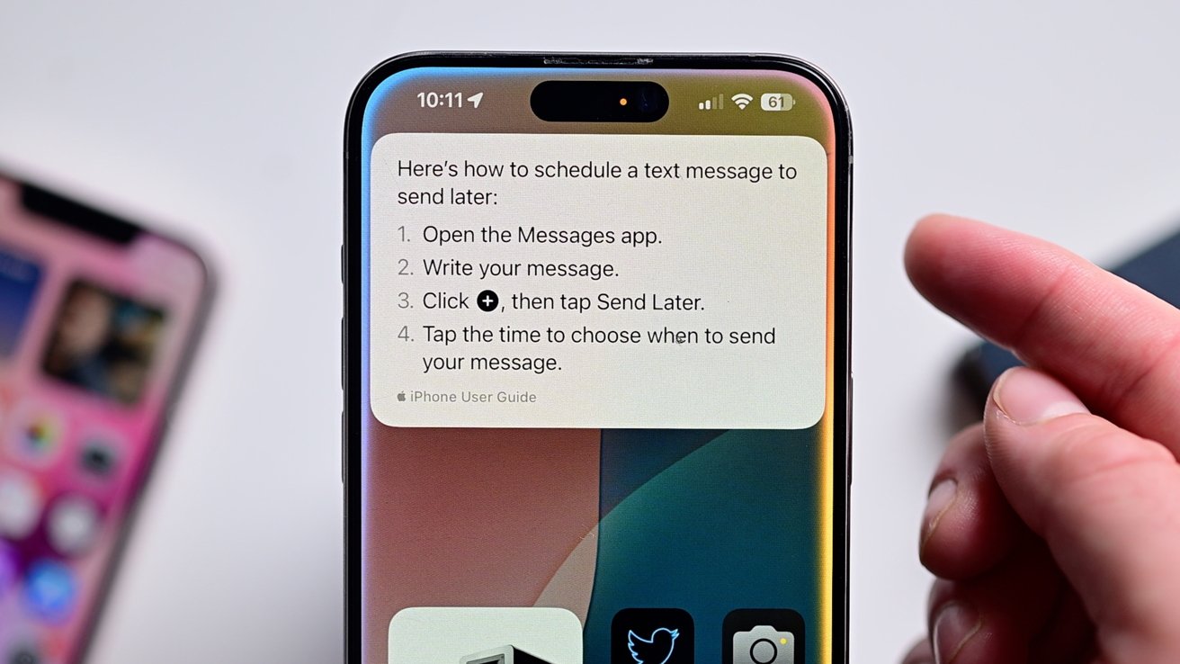 Siri giving results with Apple Intelligence on how to schedule a message to send later