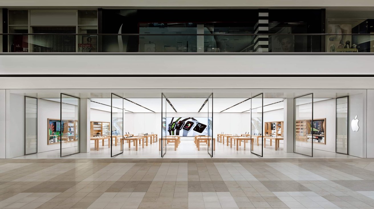 The Apple Store in Pleasanton