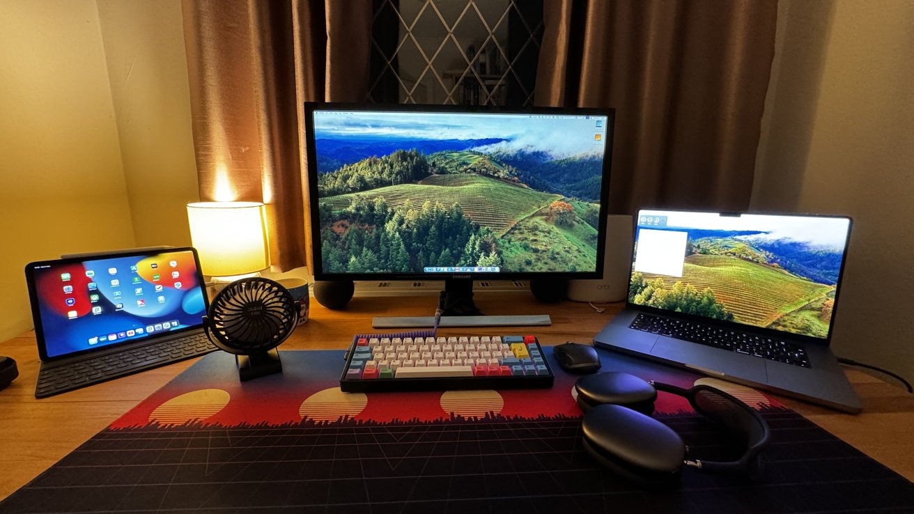 How we work: Oliver Haslam's MacBook Pro-powered setup