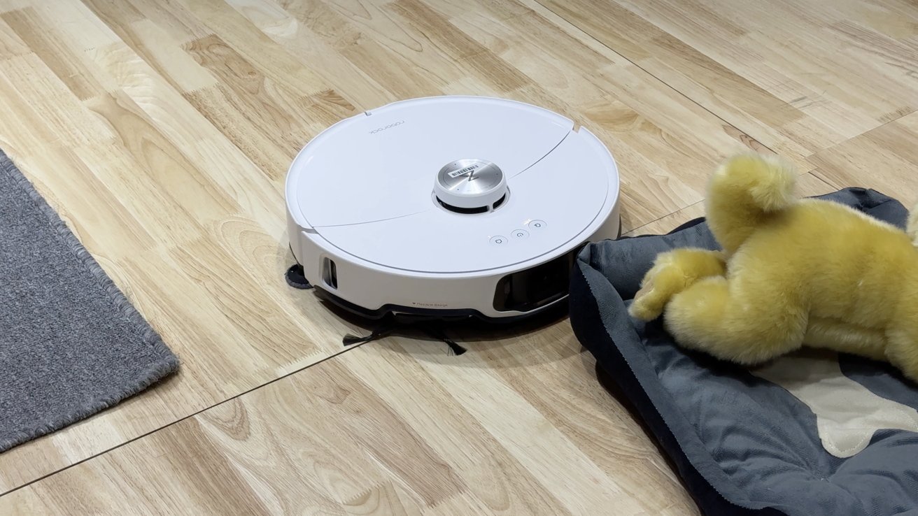 iOS 18.4 to bring Matter support for compatible robot vacuums