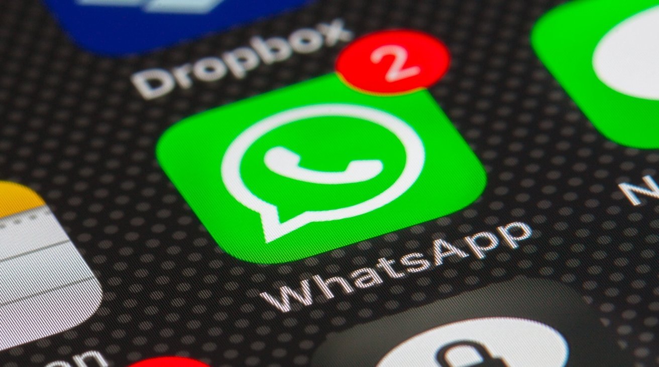 WhatsApp app icon with two notification alerts displayed on a smartphone screen.