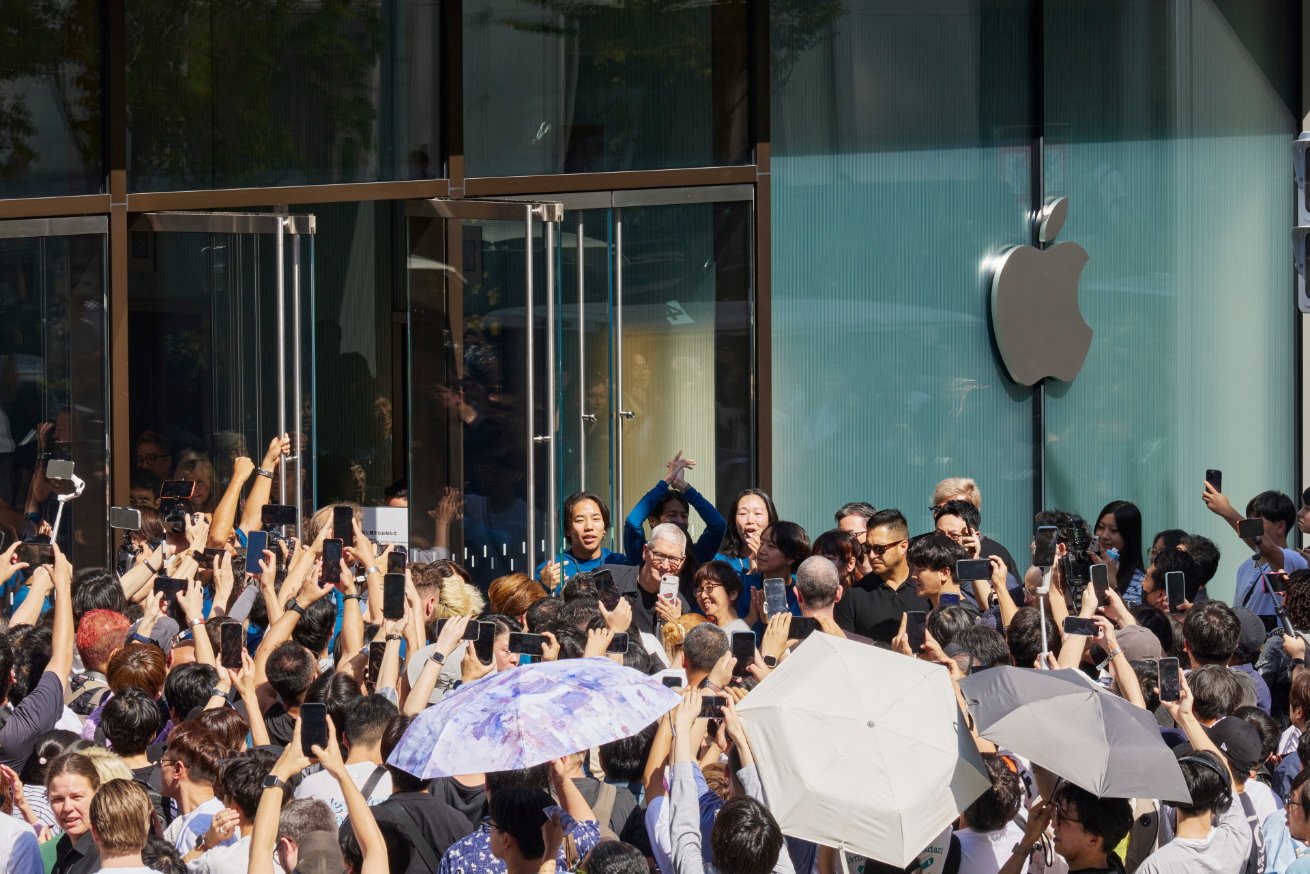 Το Apple Store Ginza του Τόκιο καλωσορίζει χιλιάδες επισκέπτες στην επαναλειτουργία του Το Apple Store Ginza του Τόκιο καλωσορίζει χιλιάδες επισκέπτες στην επαναλειτουργία του