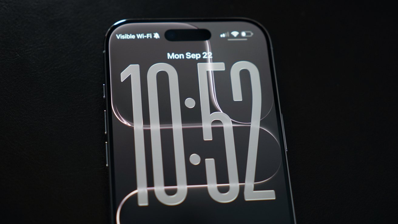 'Liquid Glass Display' may kill iPhone bezel with optical trickery