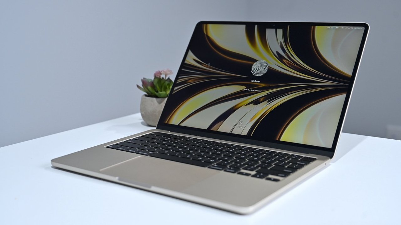 M2 MacBook Air